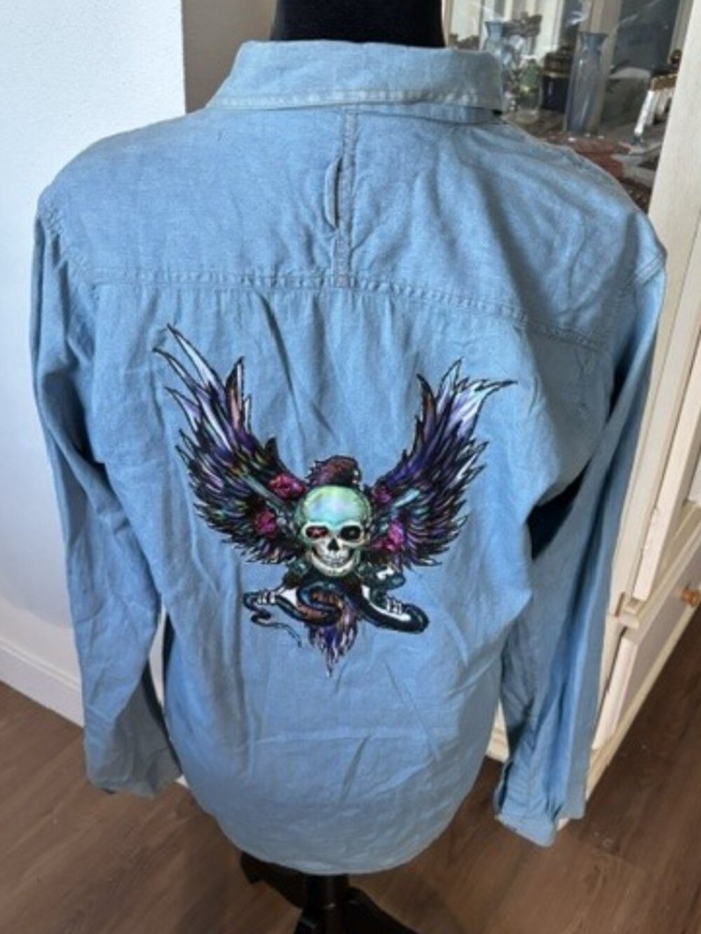 Leisure Club Blue Chambray Button Up Flying Skull Graphic Slim Fit NWT M